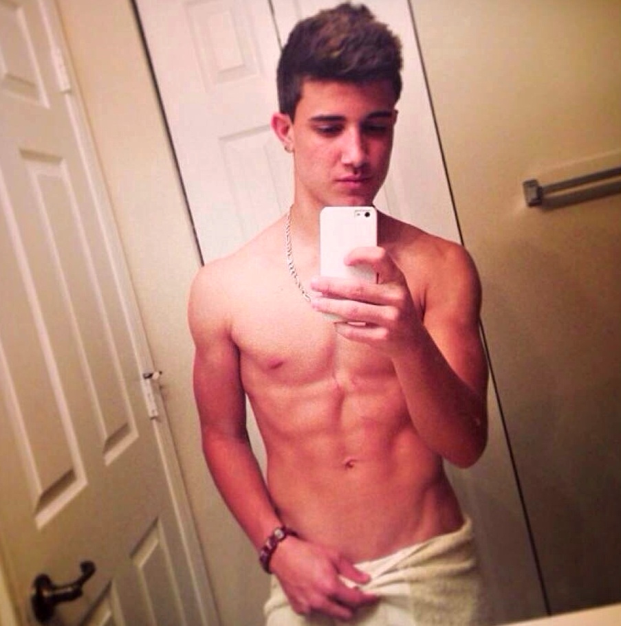 sexy-stud-pic 